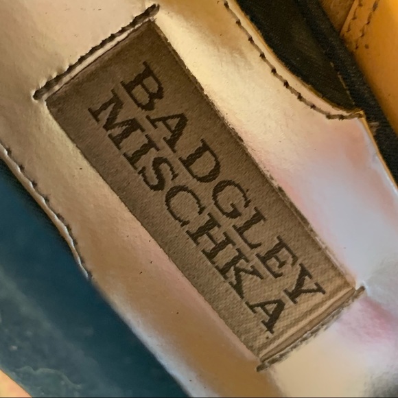 Badgley Mischka Frank Peep Toe Pump in Teal Satin with Rosette Size 9.5M - Picture 6 of 15